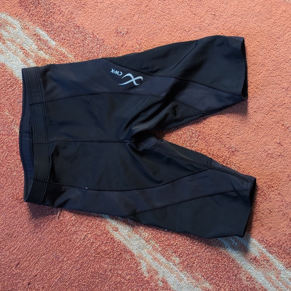 Cw-x shorts size M